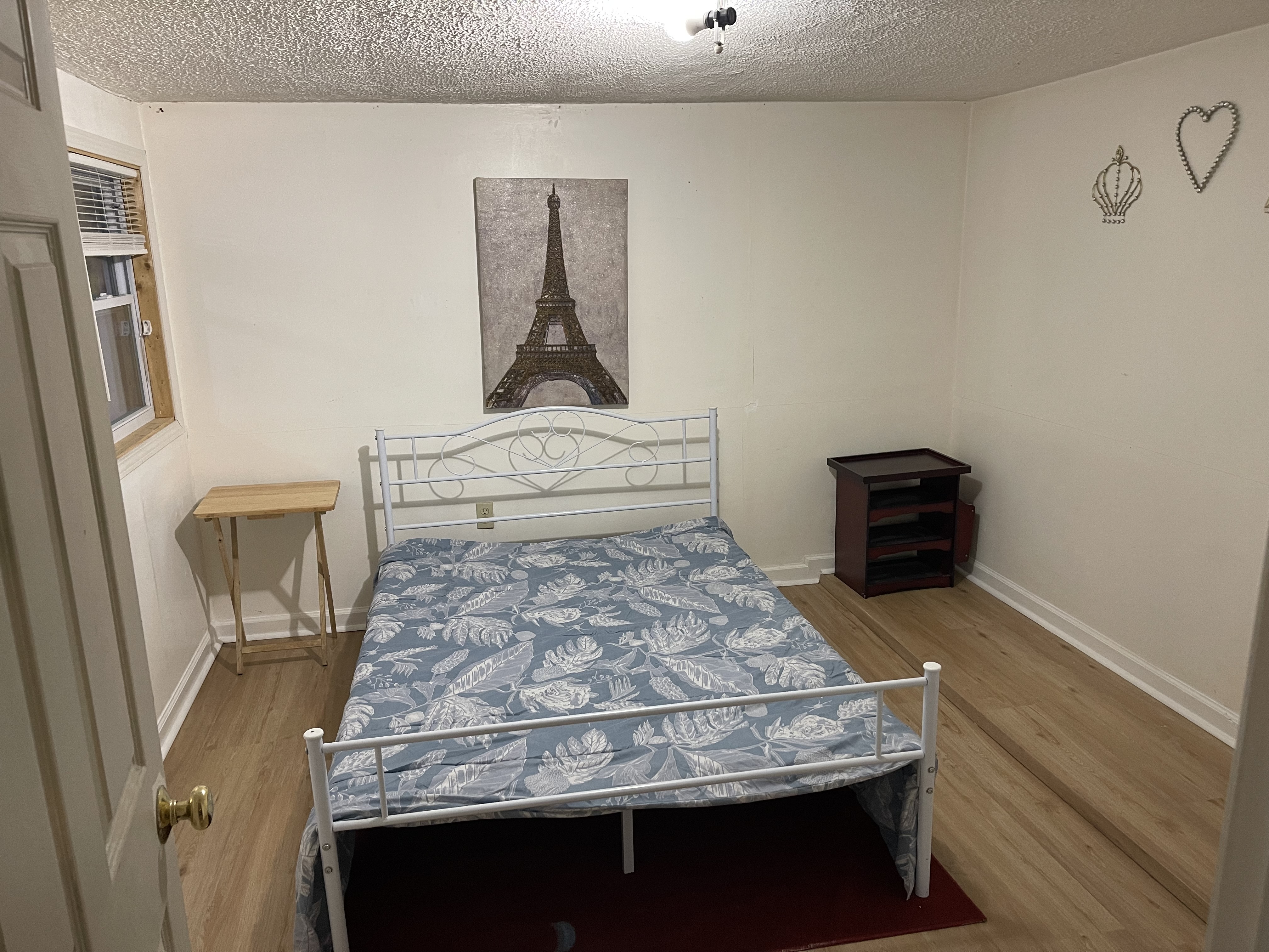 Room E